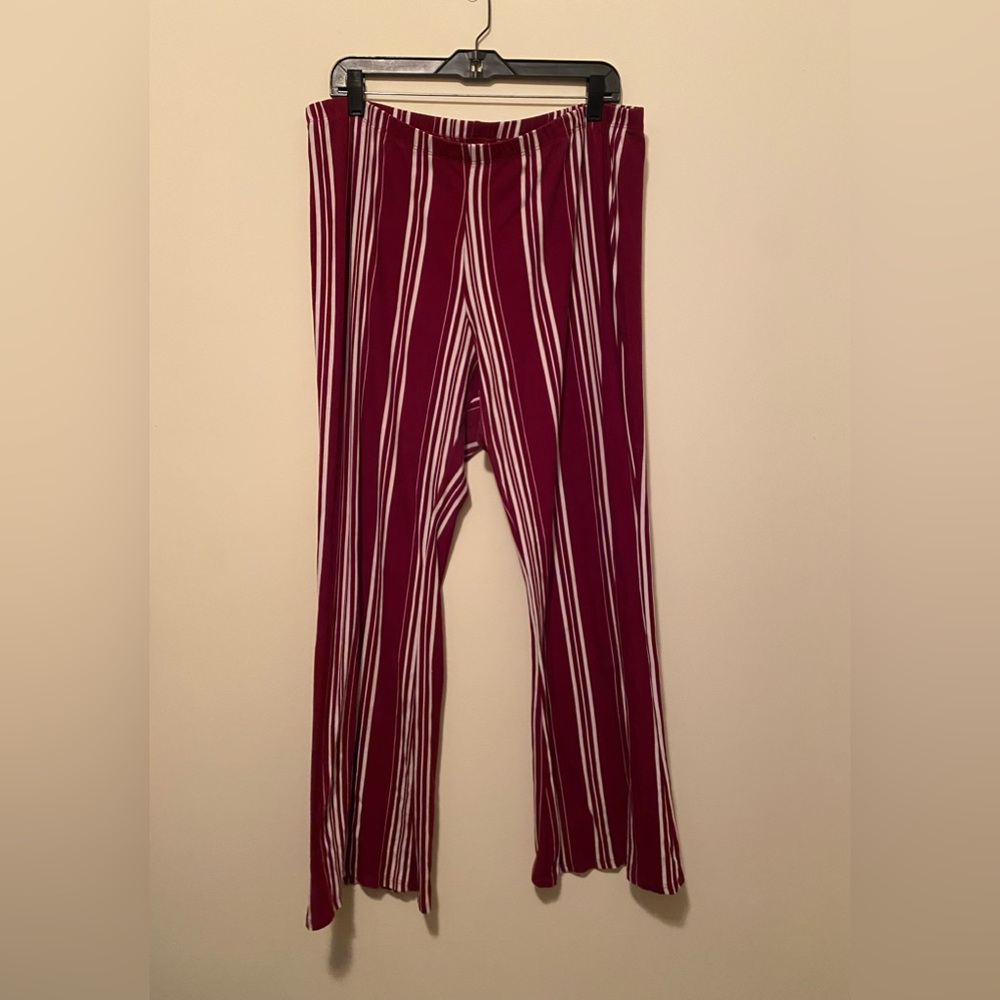 Plus size boho pull on fit & flare pants - Picture 3 of 4